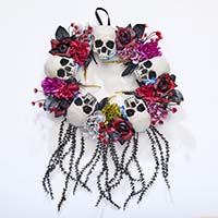 17" Halloween Wreath With Skulls