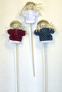 2.5" Mini Straw Girl on 6" Pick - CLOSE OUT