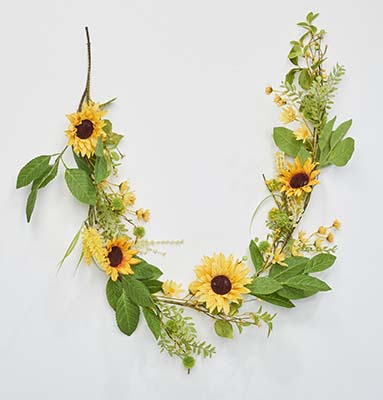 62" Sunflower and Green Leaves Garland
