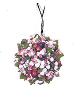 3.5" Mixed Berry Ball w/Leaves
