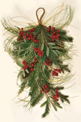 28" Mixed Pine & Berry Teardrop