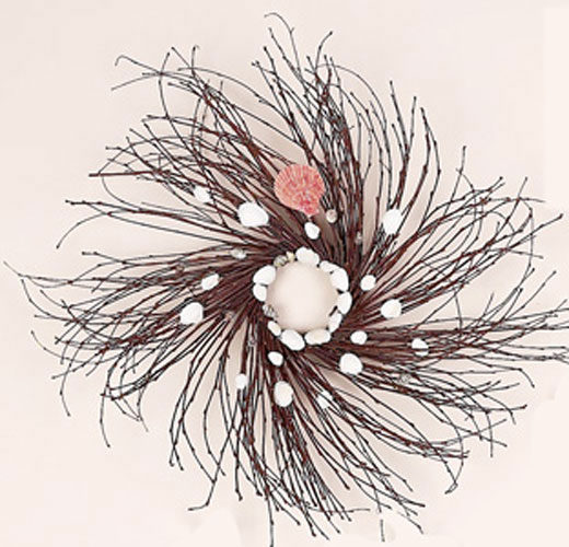 16" Twig & Shell Wreath - Closeout