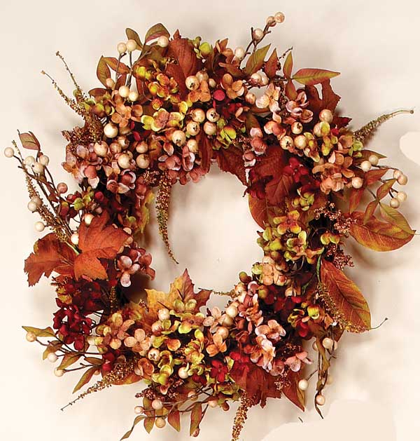 18" Fall Flower/Pod & Leaf Wreath
