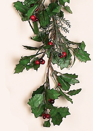 6' Holly & PIne Garland w/Berries & Cones