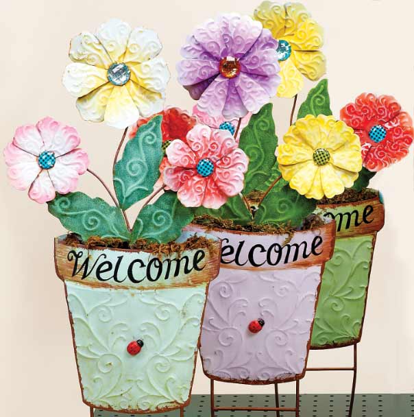 28" Metal Pot with Flowers on Stake