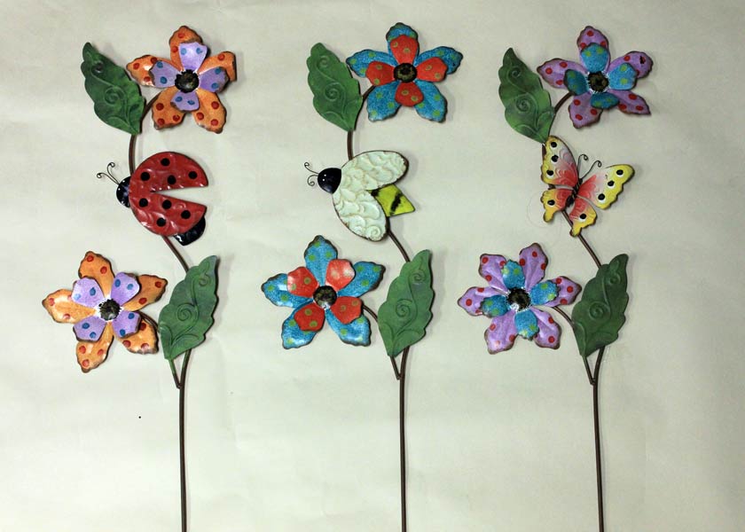 32" Metal Flowers with Insects on Stake